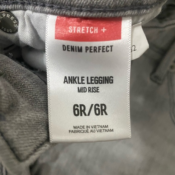Express Denim Perfect Ankle Jegging - Picture 4 of 4